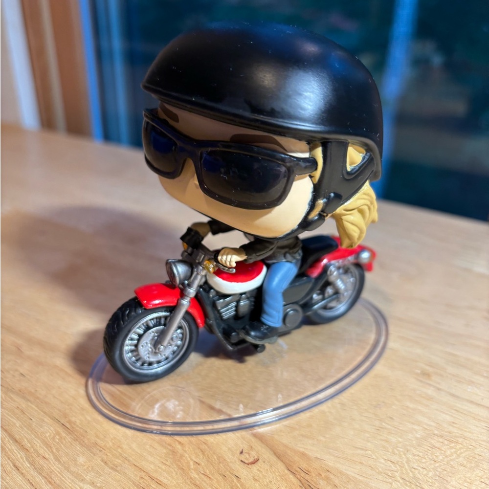 Funko Pop! Captain Marvel Motorcycle Bobblehead Figure